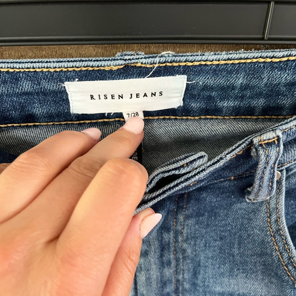 High-Rise Wide Leg Distressed Jeans - Blue - Picture 3 of 4